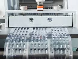 Embaladoras Blister: Tipos, Materiais e Como Escolher a Certa para sua Linha